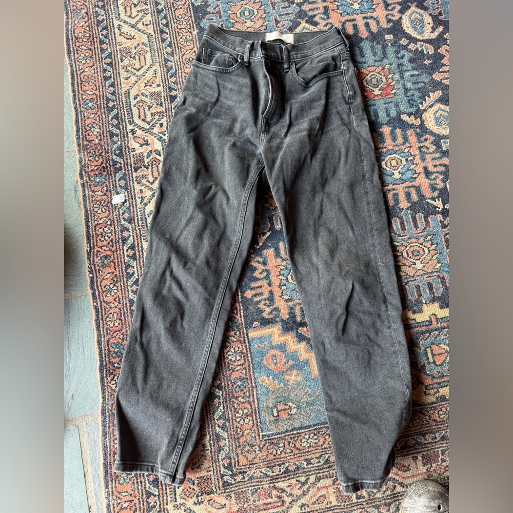 Everlane High-Rise Straight Jeans — Faded Black